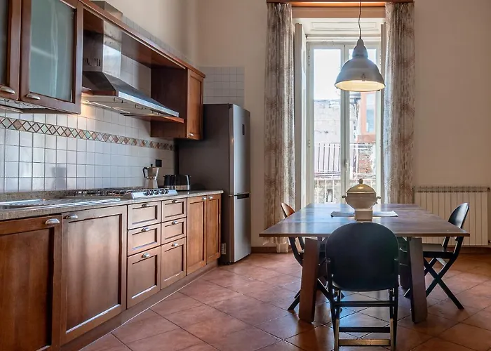 Maiorani Family Apartment Nel Centro Di Napoli